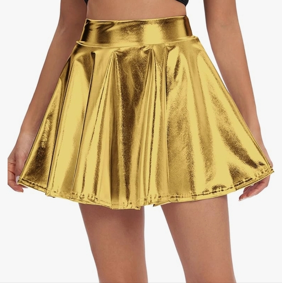 Urban Coco Shiny Gold Flare pleated mini skate skirt. Size M - Picture 8 of 8